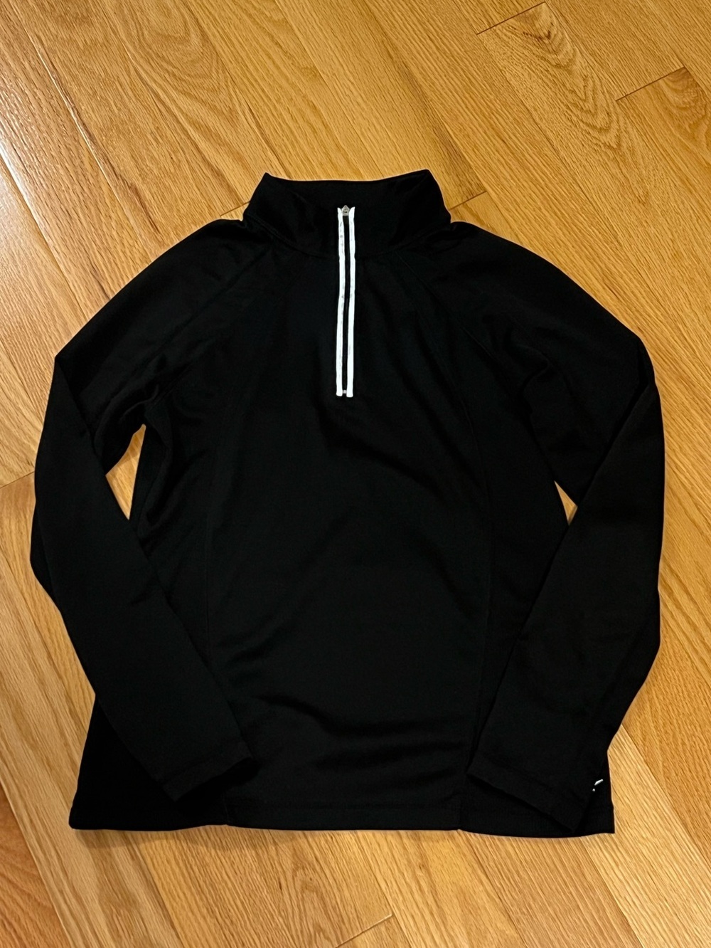 Everlast Black Quarter Zip Long-Sleeve with Reflective Zipper and Back Pattern